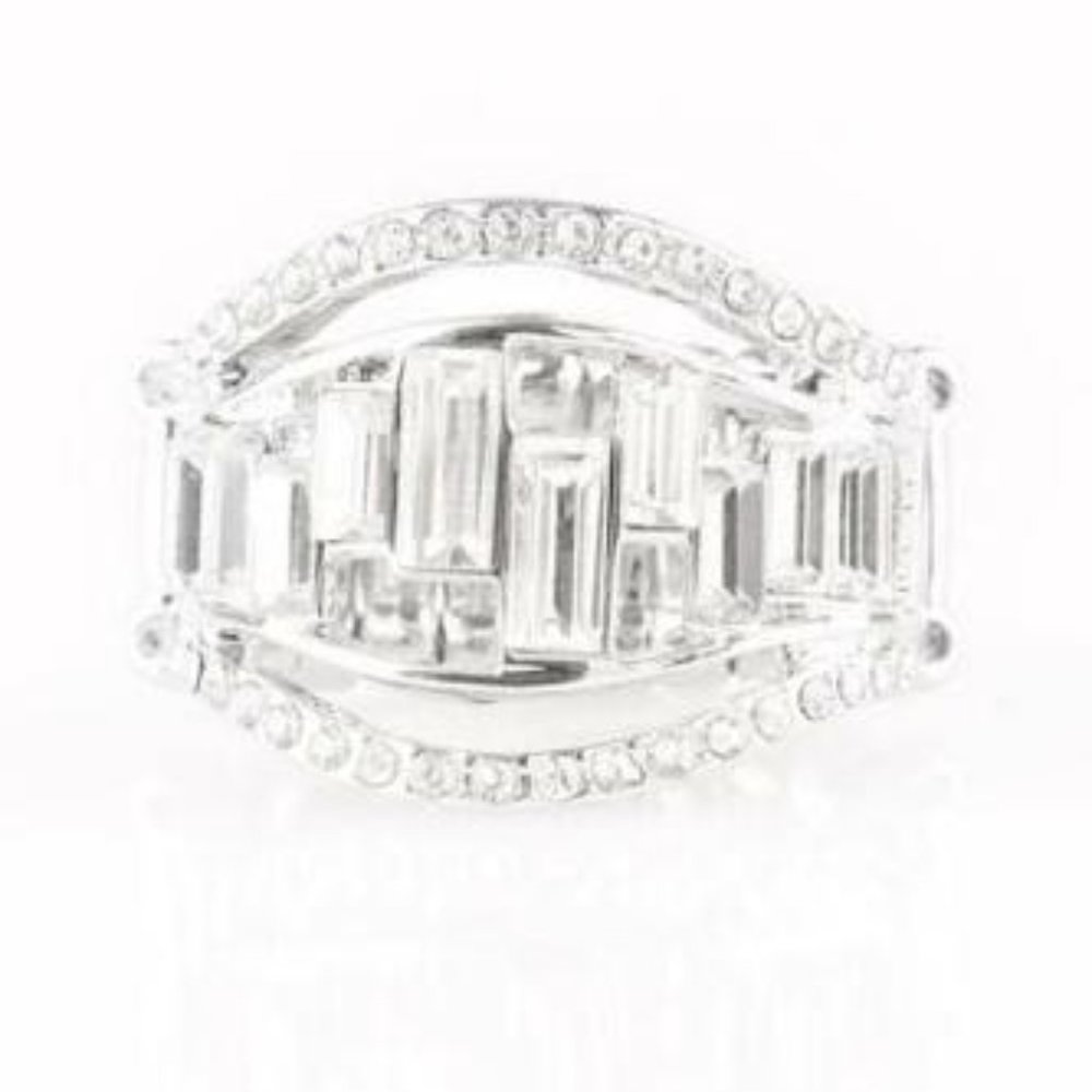 Paparazzi Treasure Chest Charm White Ring
